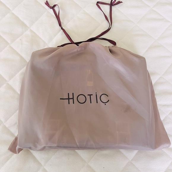 Stylish Black vegan leather Shoulder Bag silver metal chain strap two zippers - Picture 9 of 9